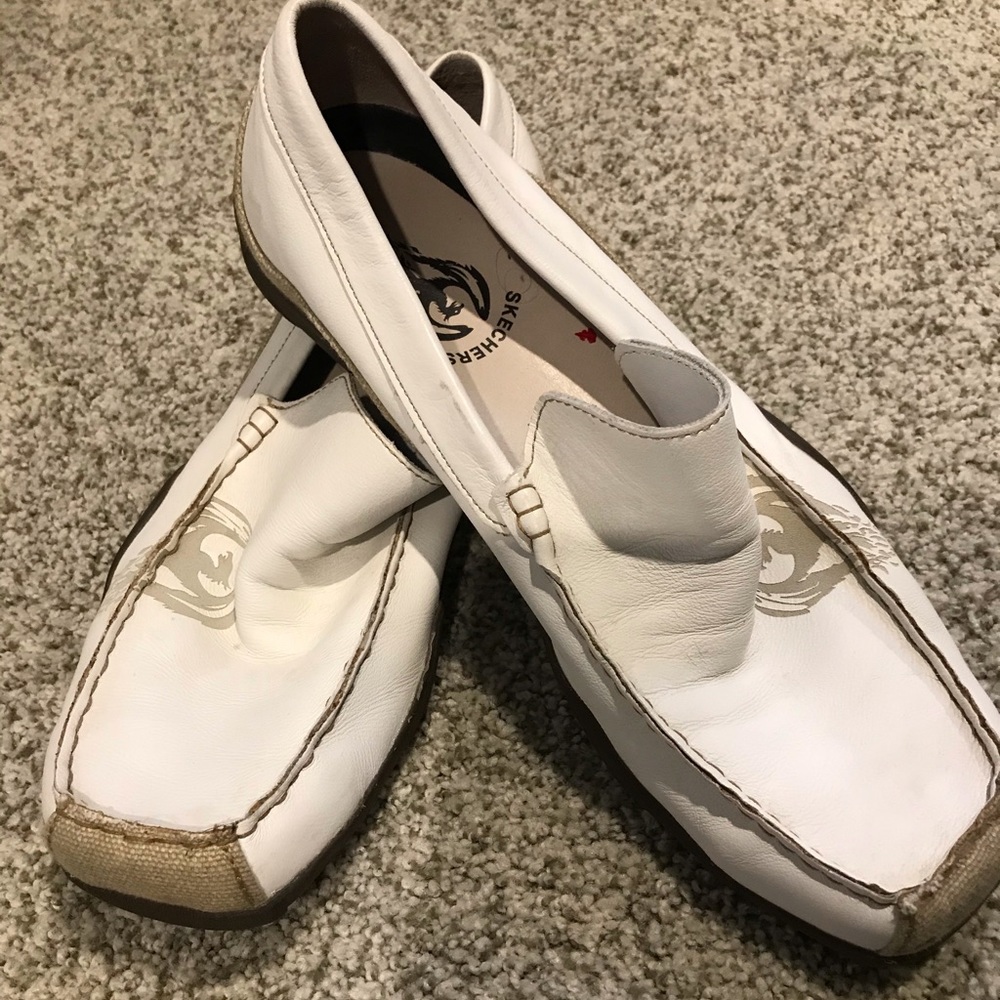 Men’s white sketchers size 13